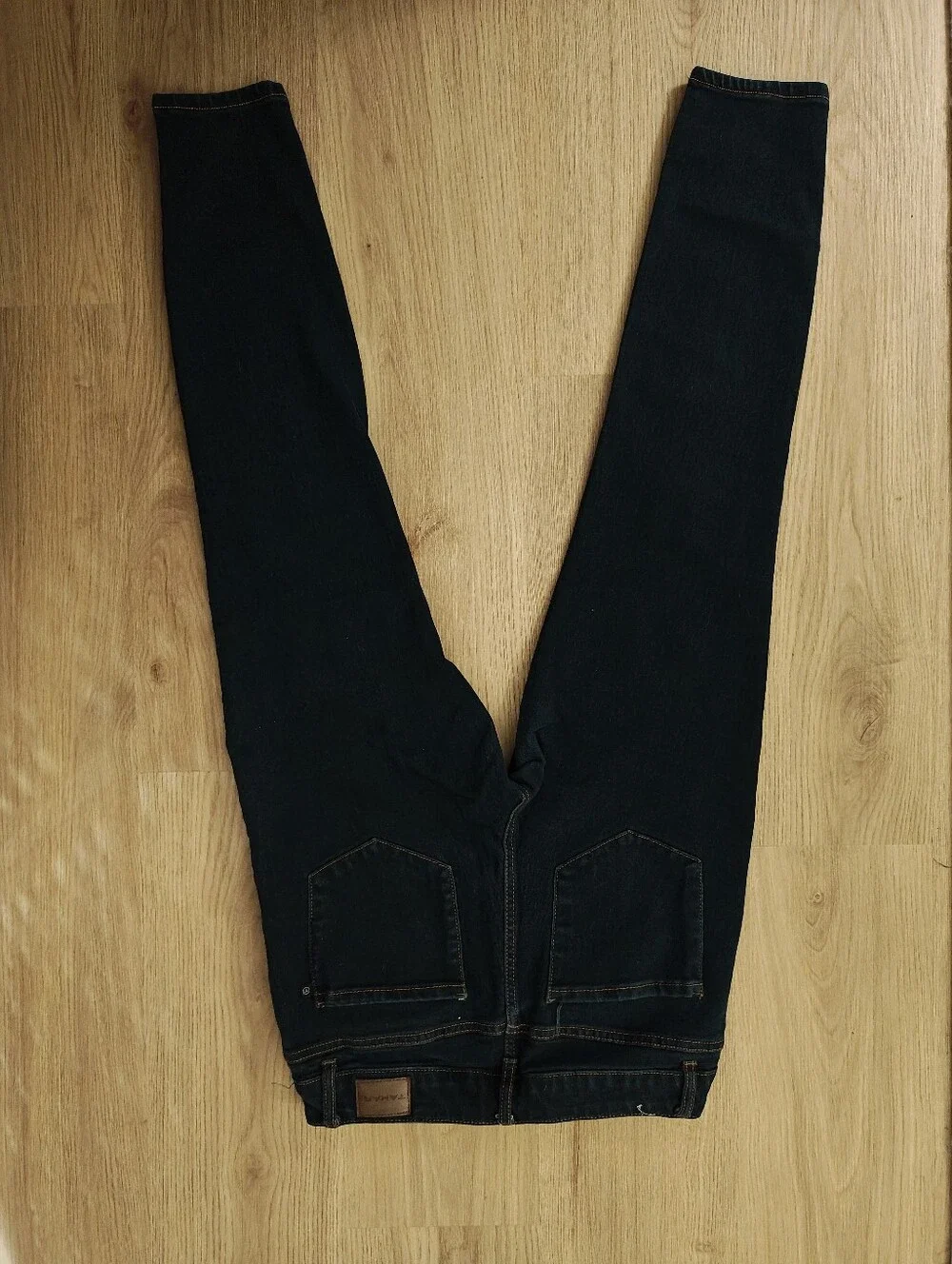 Tahari sleek dark
